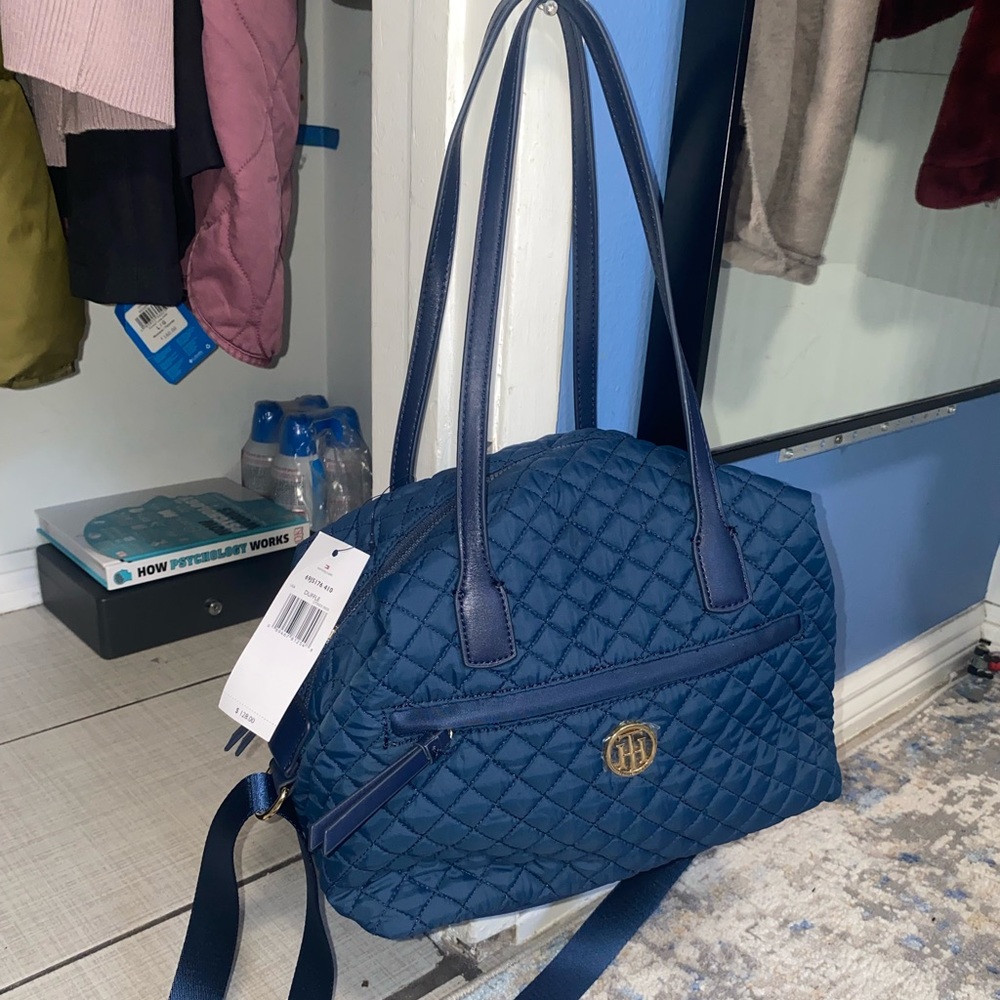 Tommy Hilfiger duffle navy bag